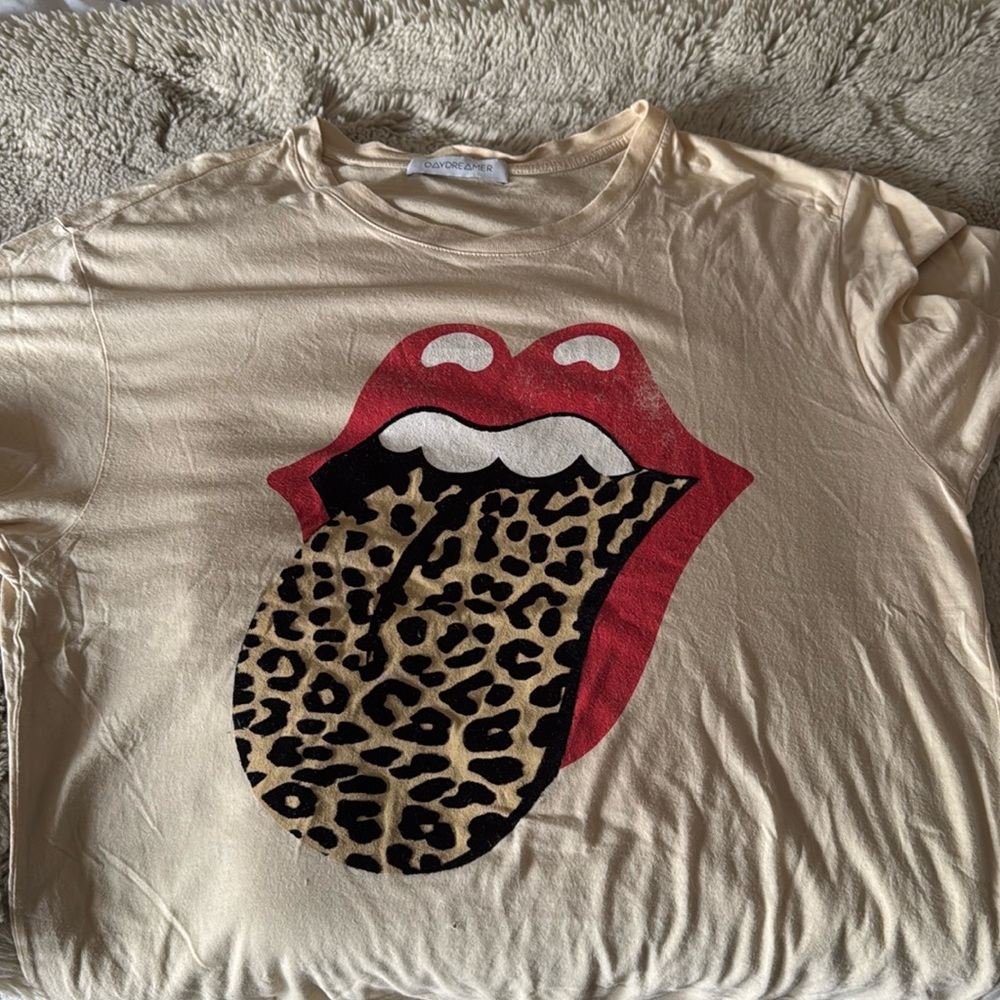 Rolling stone leopard tongue tee